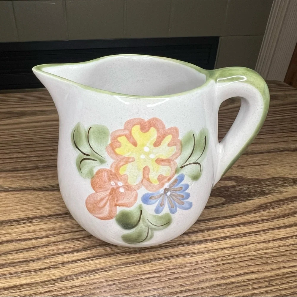 Louisville Stoneware Pottery Pitcher-Floral - Picture 6 of 12